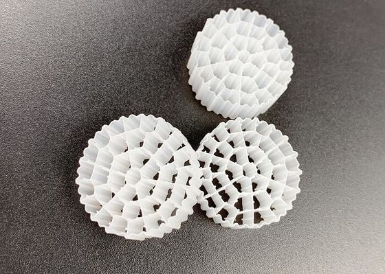 Купить Девственная HDPE 25*10MM Белый цвет MBBR Пластиковые фильтрующие средства Большая площадь поверхности online manufacture