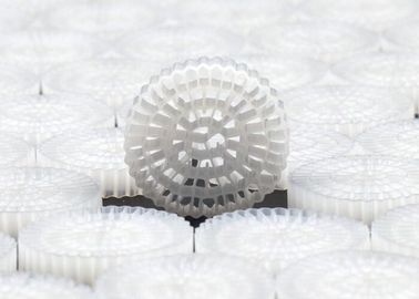 HDPE плавучая подвижная кровать фильтрующая среда для очистных сооружений MBBR биоклетка