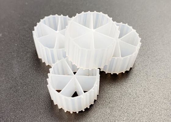 MBBR смешивающее движущееся ложе Бифильмный реактор HDPE материал MBBR K1 Фильтрная среда FDA Safty