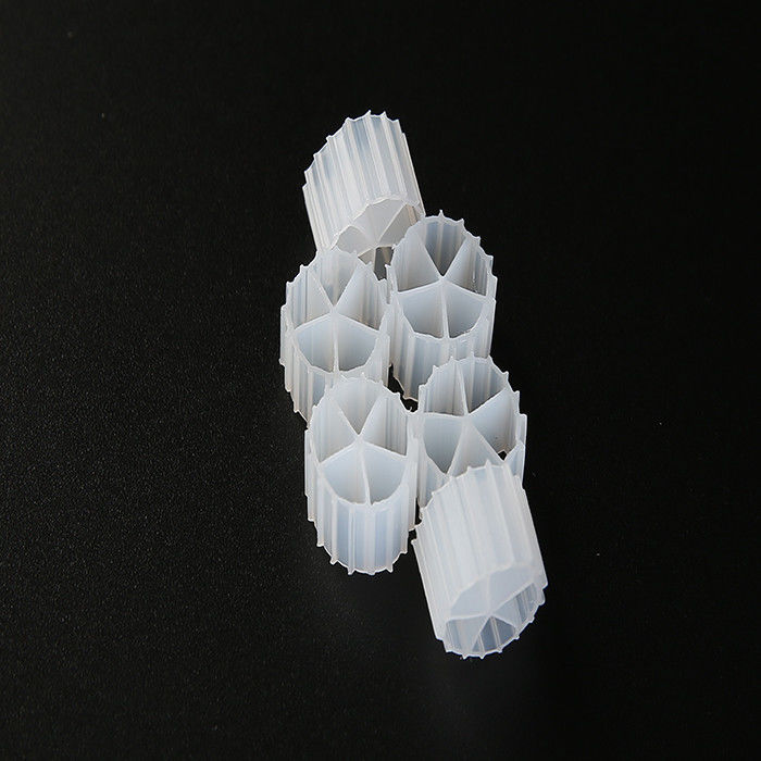 Сбережение пространства К3 Биоклеточный фильтр СМИ передвижная кровать биопленка реактор для очистки воды