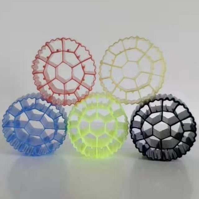 Белый цвет MBBR СМИ с девственным материалом HDPE и размером 25 * 12 мм для очистки сточных вод