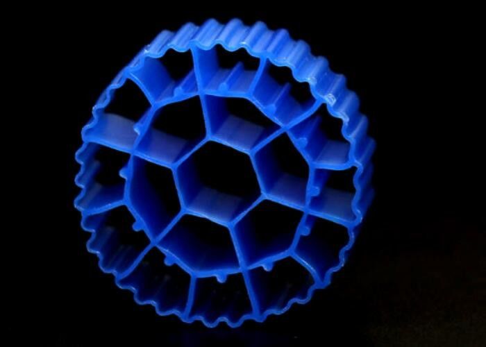 Пластиковые MBBR Biocell BIO Balls Filter Media для устойчивости к ударам RAS