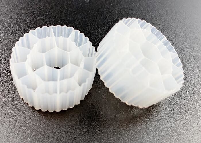 Пластмассовые Hdpe для RAS Упорность на удар MBBR Плавучие фильтрующие носители