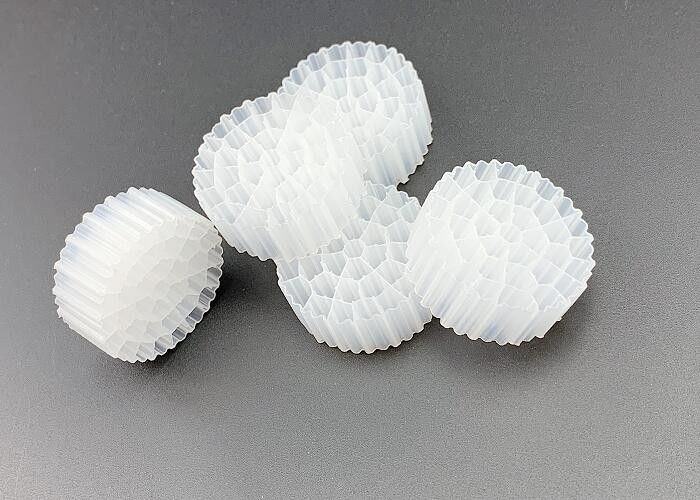 Очистка воды Большая площадь поверхности MBBR Biocell Filter Media 25*10MM