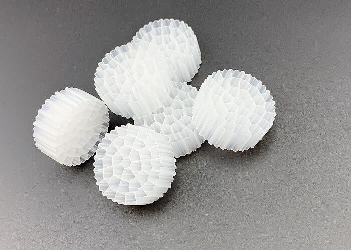 Очистка воды Большая площадь поверхности MBBR Biocell Filter Media 25*10MM