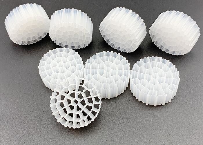 Белый цвет HDPE K1 Фильтрная среда PE37 для улучшения качества воды