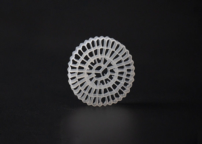 Виргинский HDPE материал MBBR Bio Media Белый цвет И 25*4 мм Размер Высокая площадь поверхности MBBR