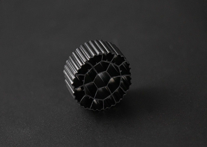 Виргинский HDPE материал MBBR Filter Media Biofilter 25mm X12mm Размер 600 м2/м3 Площадь поверхности