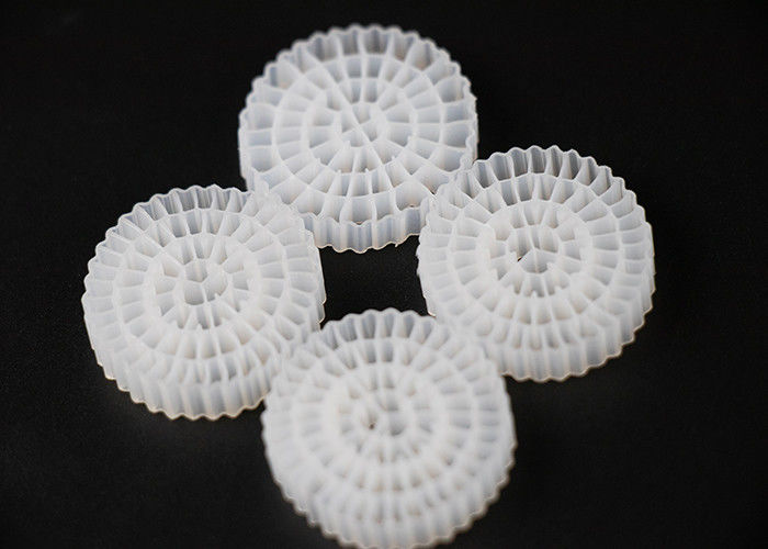 Пресвятая HDPE RAS Пластиковая MBBR фильтрующая среда с хорошей поверхностью