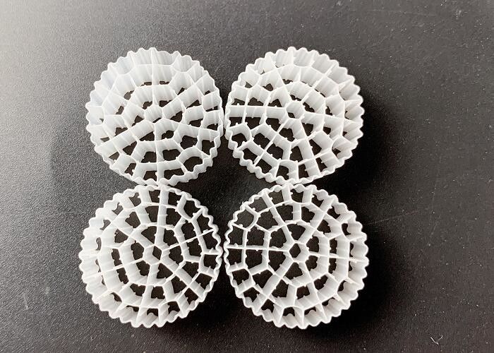 Белый цвет SBR Процессуальная очистка воды MBBR Фильтрная среда ROHS REACH